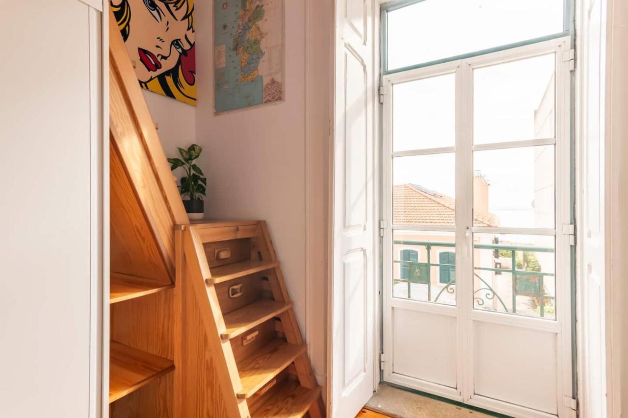 Say What Lisbon? — Street Art / Family Apartment Exterior foto