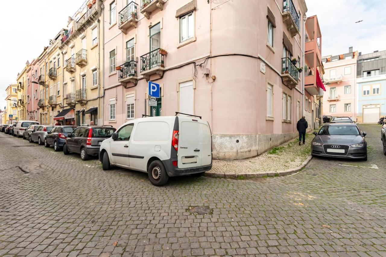 Say What Lisbon? — Street Art / Family Apartment Exterior foto